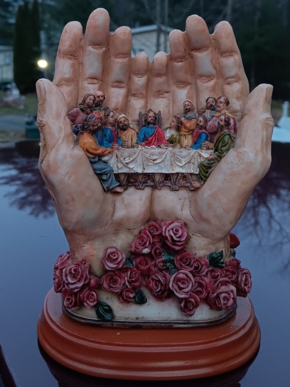 Jesus and His Disciples The Last Supper Cupped Hands Vintage Religious Statue